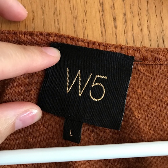 SOLD—Rust Dotted 3/4 Sleeve Blouse Large - Picture 3 of 3